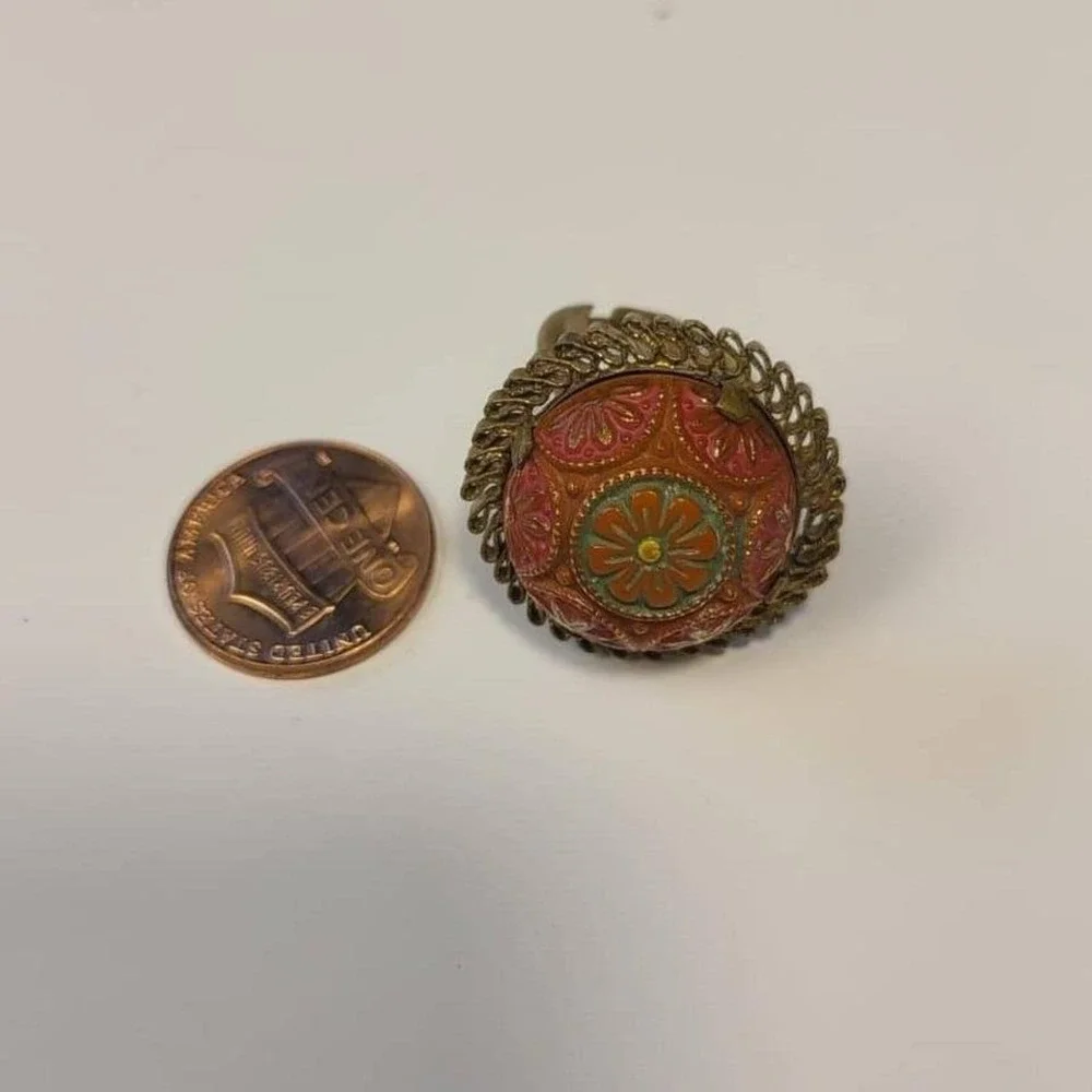 Antique VTG Adjustable Brass Ring Orange Enamel Floral Design Ornate Filigree